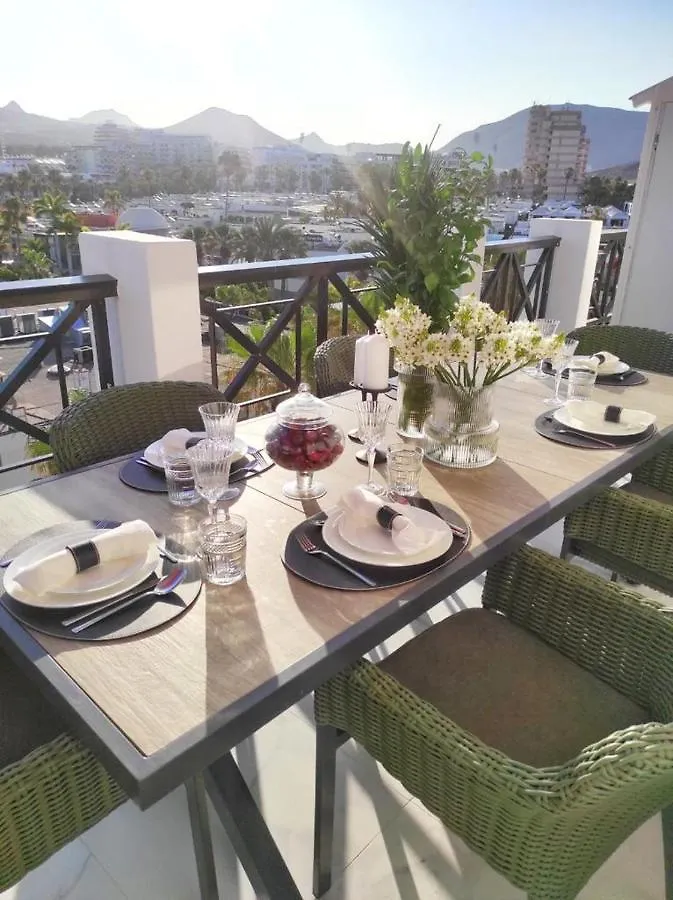 Penthouse Las Americas First Line De Lux アロナ