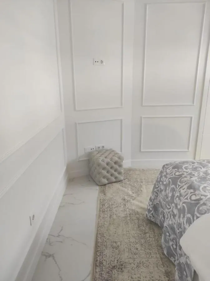 Penthouse Las Americas First Line De Lux アロナ